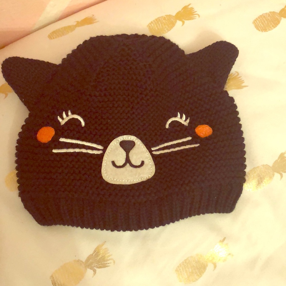 Carters cat beanie 3-9 months
